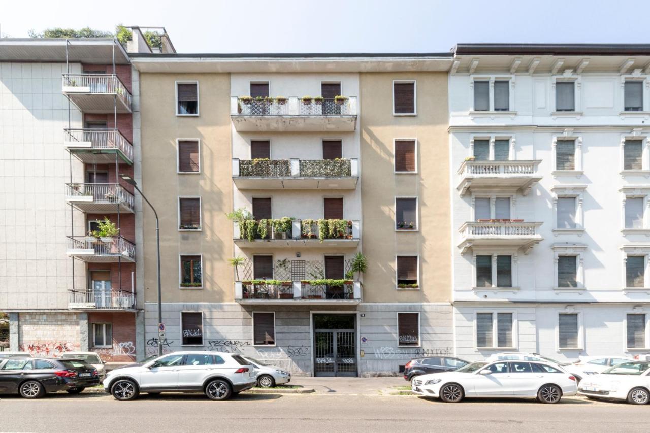 A Due Passi Da Piazza Firenze Apartment ميلان المظهر الخارجي الصورة