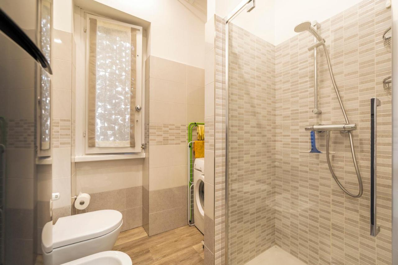 A Due Passi Da Piazza Firenze Apartment ميلان المظهر الخارجي الصورة